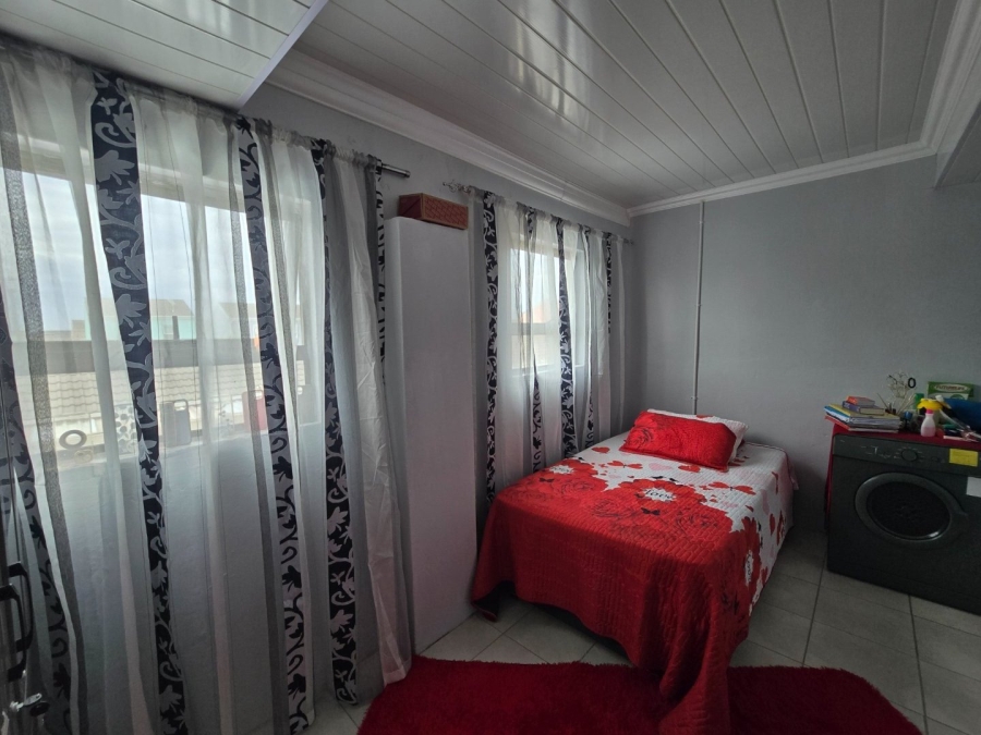 3 Bedroom Property for Sale in Eastridge Western Cape